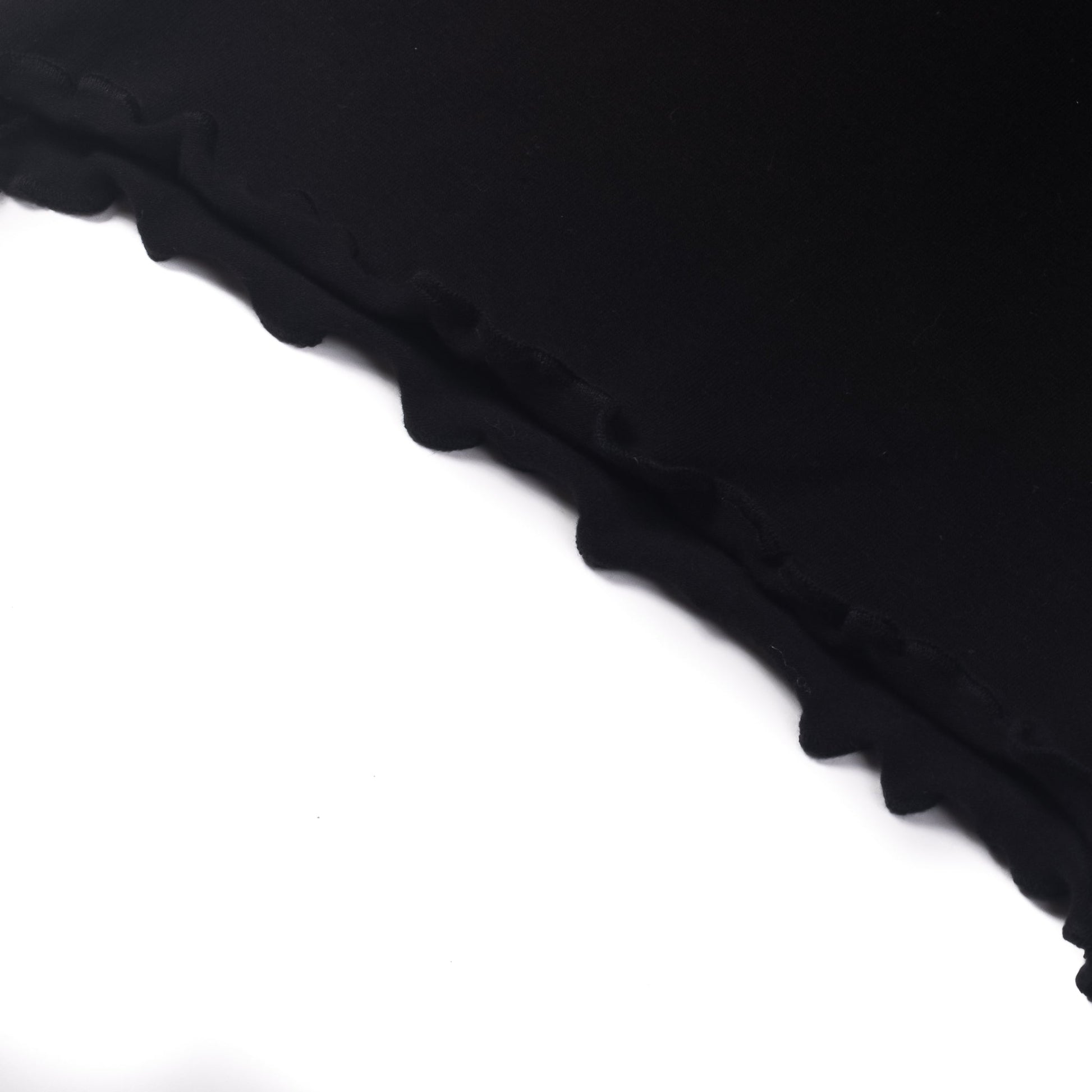 wavy trim hem 